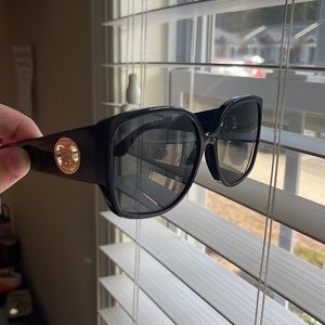 Women’s Burberry Sunglasses Style BE4290 61